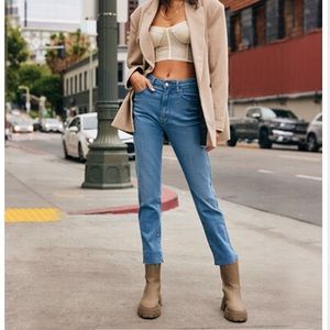 NWT forever 21 denim high rise mom jeans with raw hems medium wash blue jean